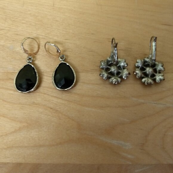 Black Stone Silver Tone Earring Lot Set 2 Floral Goth Whimsigoth Dark Academia - Picture 2 of 8